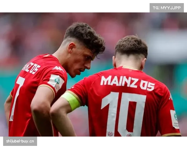 法兰克福中场查比助攻领跑 德甲联赛创造机会能力突出